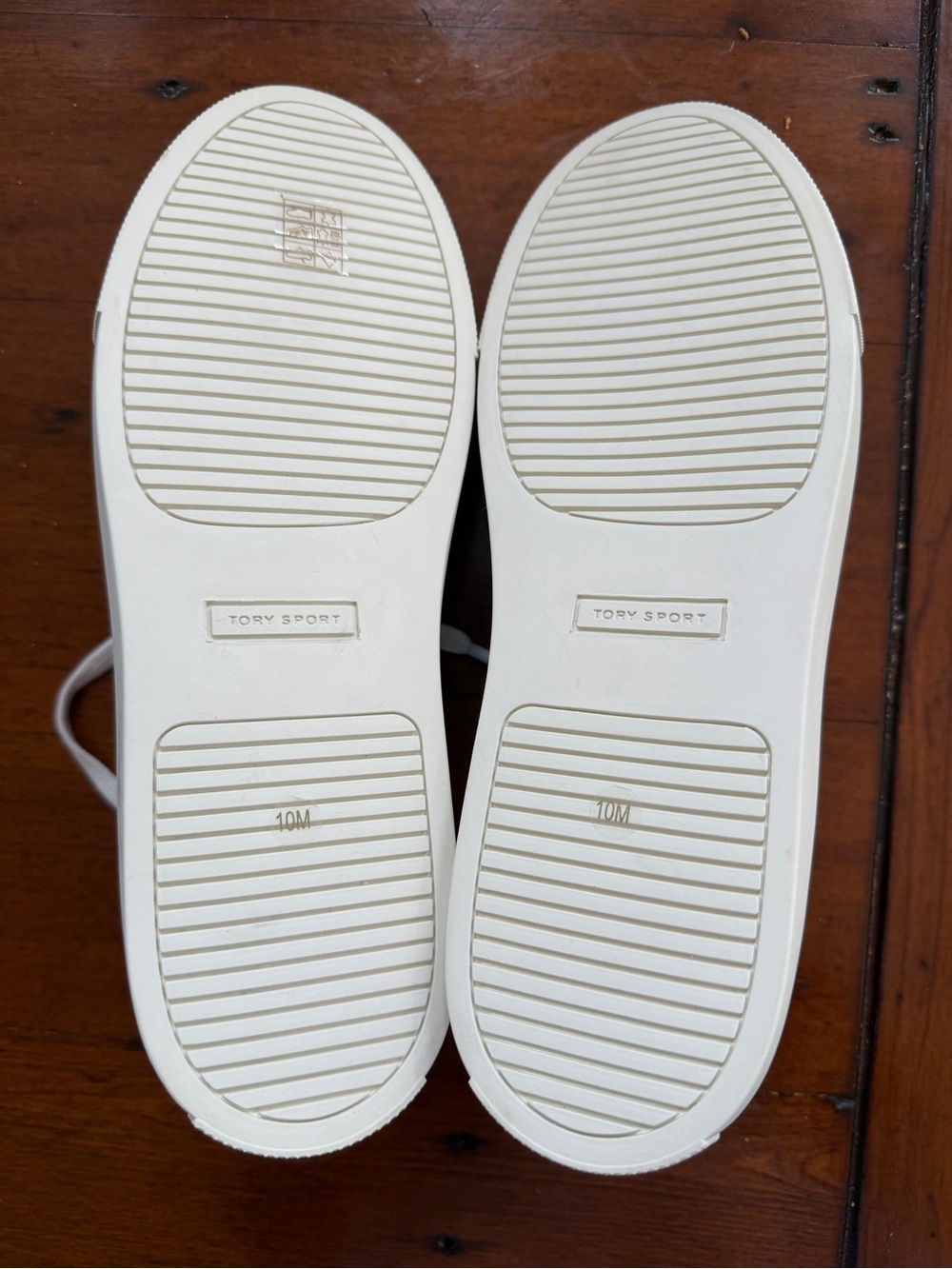 Tory Sport Ruffled Leather Sneakers - Picture 8 of 10